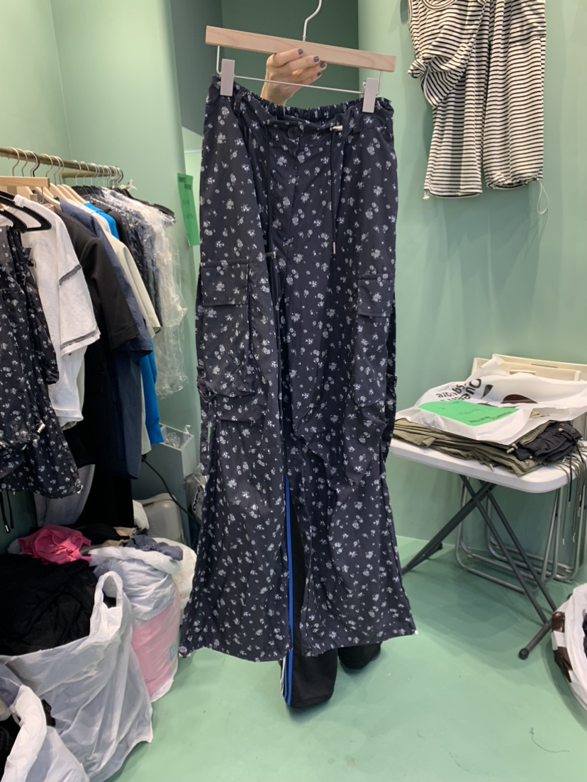 ROMANTIC NEWYORK韓國直郵女裝新品24春夏人氣休閑褲工裝褲ROMANTIC NEWYORK休閑褲圖色1