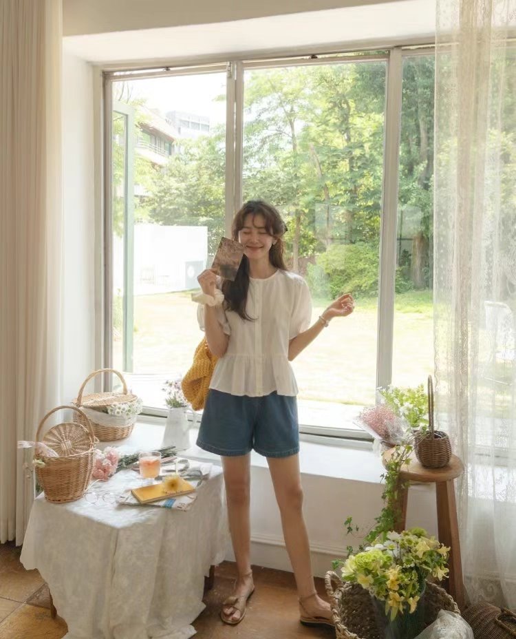 SWEET POINT-스위트포인트-T直郵韓國代購女士新品人氣襯衫蕾絲衫刺繡SWEET POINT襯衫/蕾絲衫