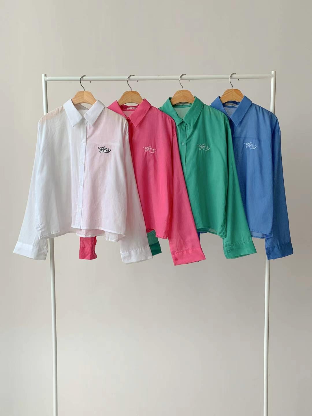 J B韓國直郵東大門代購女裝新品真品24秋夏襯衫蕾絲衫刺繡J B襯衫/蕾絲衫圖色4左四色