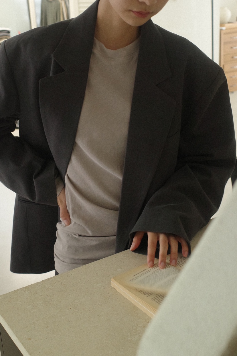 OVER RICH韓國直郵東大門實拍女裝新款人氣時尚推薦長袖T恤OVER RICH長袖T恤