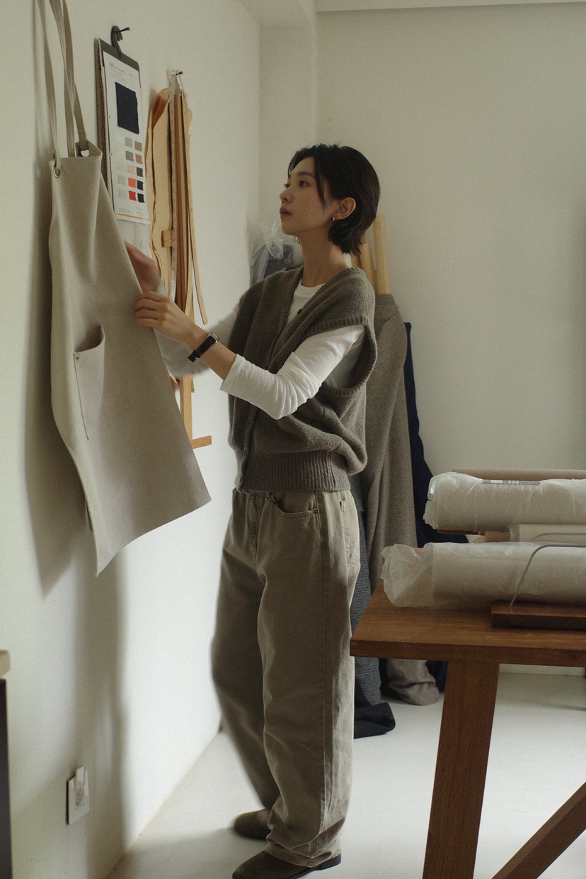 OVER RICH韓國直郵東大門代購女裝新品真品24春夏時尚馬甲OVER RICH馬甲