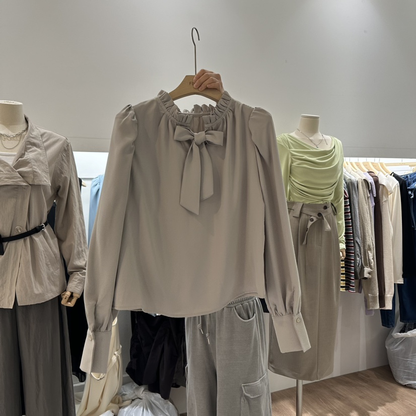 FLIPAR韓國直郵東大門實拍女裝新品熱賣人氣真品襯衫蕾絲衫FLIPAR襯衫/蕾絲衫