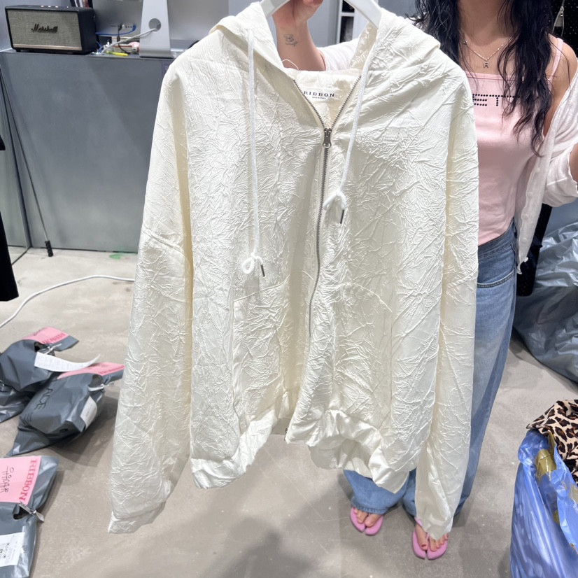 RIBBON韓國直郵東大門實拍女裝新款24春夏時尚休閑推薦衛衣RIBBON衛衣
