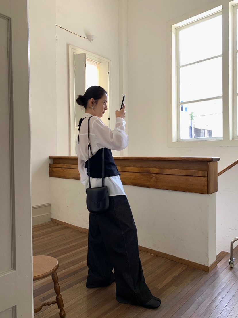 HER韓國直郵東大門代購女裝新品推薦職業時尚休閑熱賣吊帶背心HER吊帶/背心
