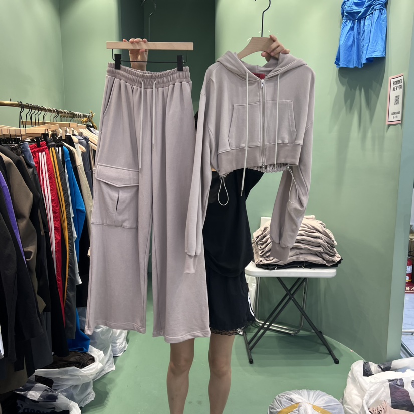 ROMANTIC NEWYORK韓國直郵女裝新品真品人氣24秋冬休閑套裝ROMANTIC NEWYORK套裝圖色2
