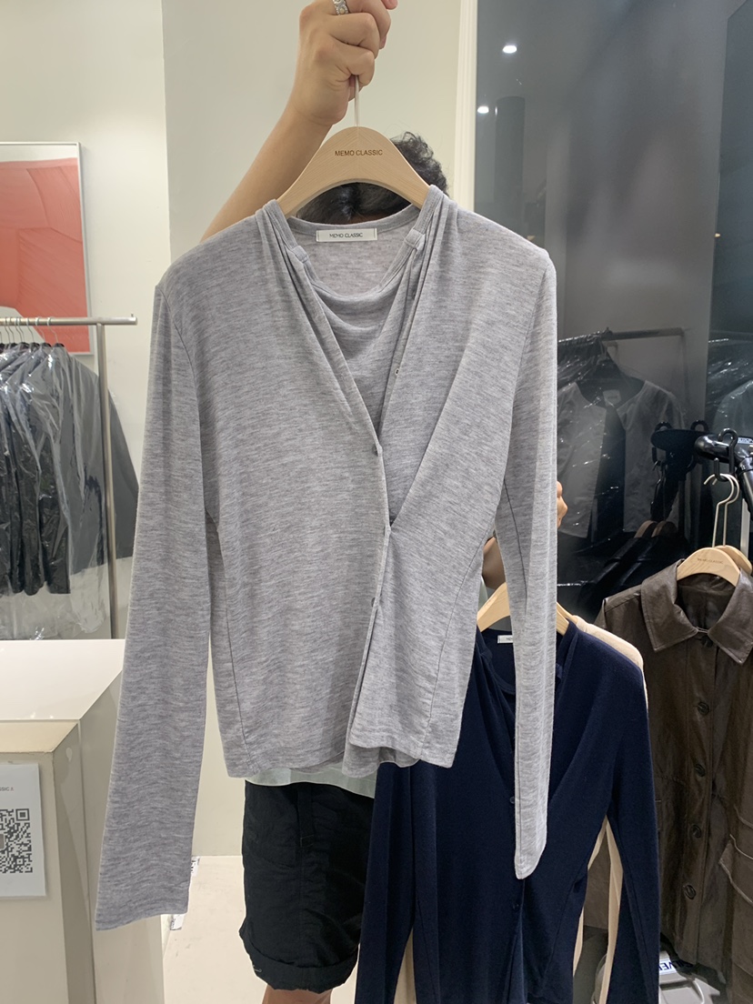 MEMO CLASSIC韓國直郵東大門實拍女裝新品職業推薦長袖T恤MEMO CLASSIC長袖T恤