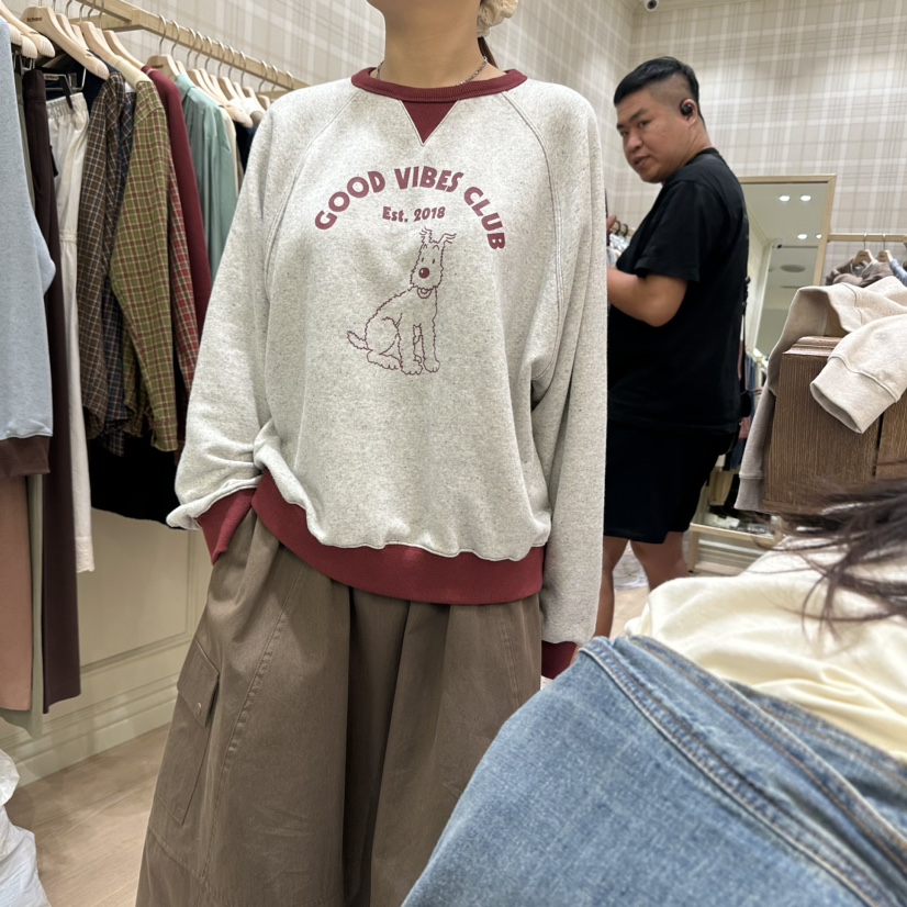 OURMOMENT韓國直郵東大門實拍女裝新款休閑時尚真品熱賣衛衣OURMOMENT衛衣圖色2