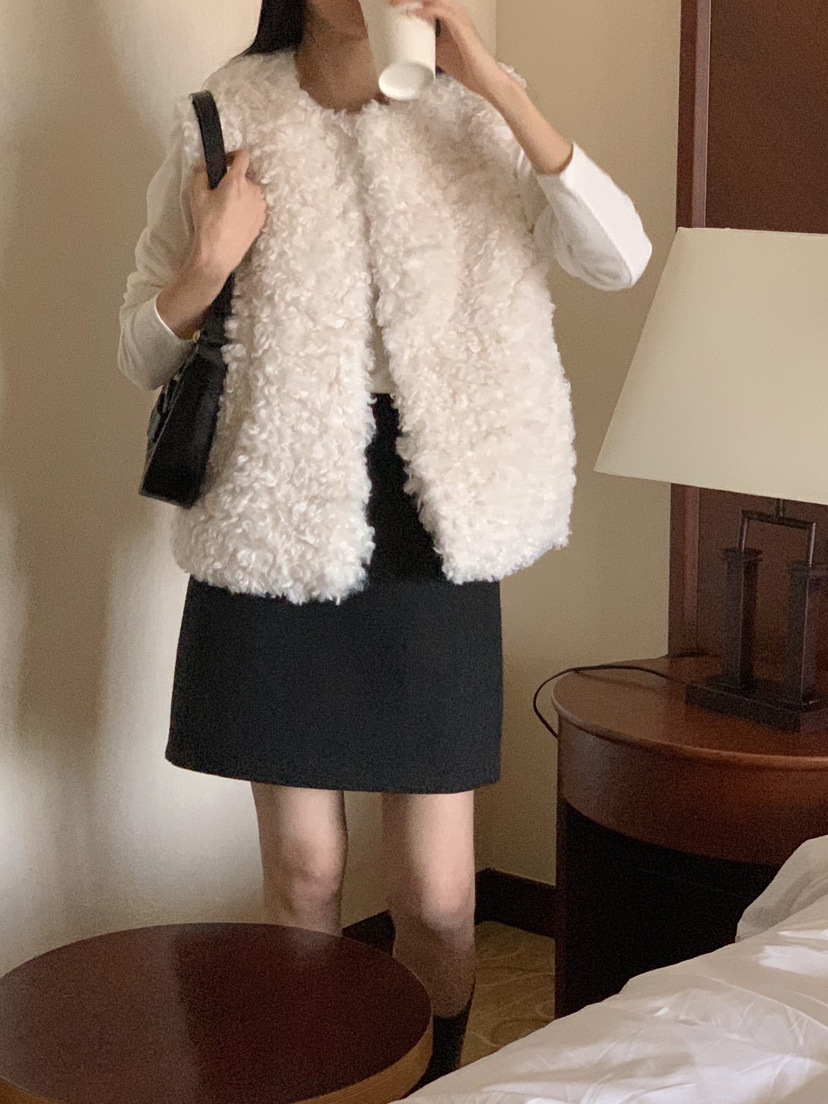 FRILL-T韓國直郵東大門實拍女裝新品24秋冬人氣休閑馬甲FRILL-T馬甲
