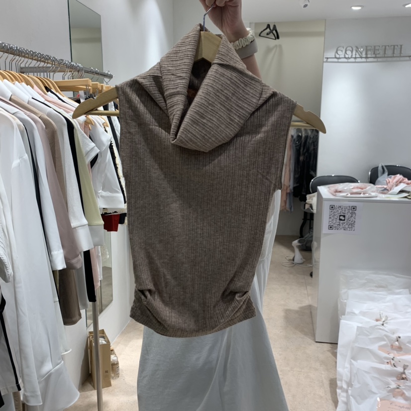 PLAYLIST直郵韓國代購女裝新款真品人氣時尚推薦職業休閑T恤confettiT恤