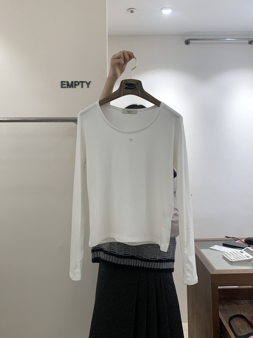 EMPTY直郵韓國代購女裝新款職業真品休閑推薦熱賣時尚長袖T恤EMPTY長袖T恤圖色2