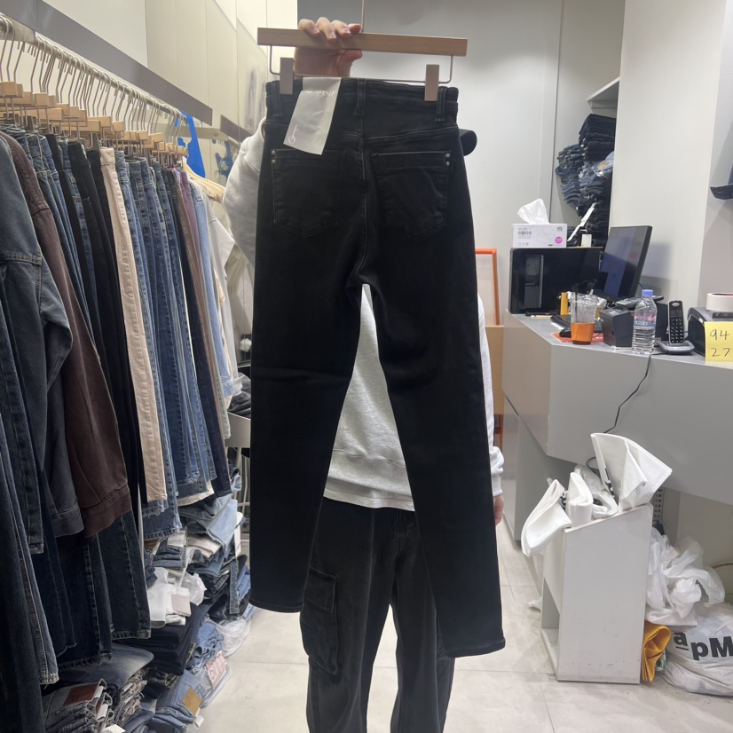 ODIF直郵韓國代購女裝新品真品休閑推薦職業熱賣時尚牛仔褲ODIF牛仔褲