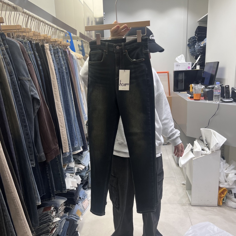 ODIF直郵韓國代購女裝新品真品休閑推薦職業熱賣時尚牛仔褲ODIF牛仔褲