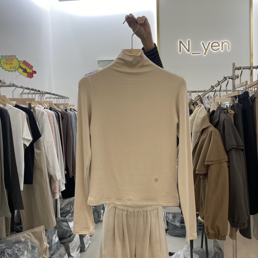 N YEN韓國直郵東大門代購女裝新款24秋冬長袖T恤羊毛抓絨N YEN長袖T恤圖色1