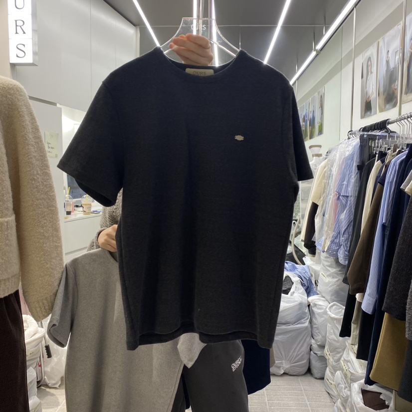 OURS韓國直郵東大門實拍女裝新品休閑職業真品人氣熱賣T恤拉絨OURST恤圖色3