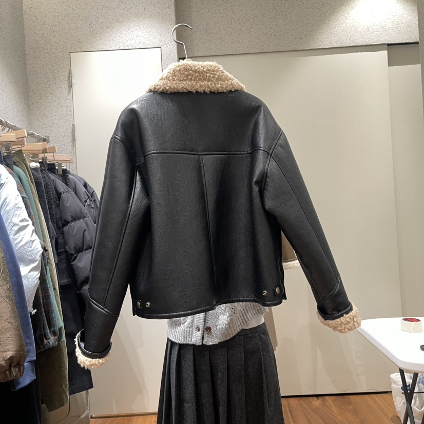 Comely韓國直郵東大門代購女裝新品人氣24秋冬休閑短款棉服Comely短款棉服