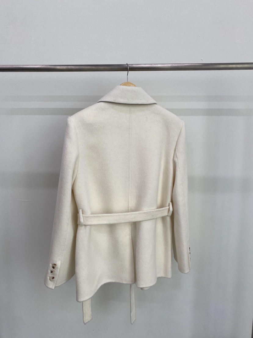 BANI BLUBH直郵韓國代購女裝新品真品熱賣時尚推薦休閑夾克BANI BLUSH夾克
