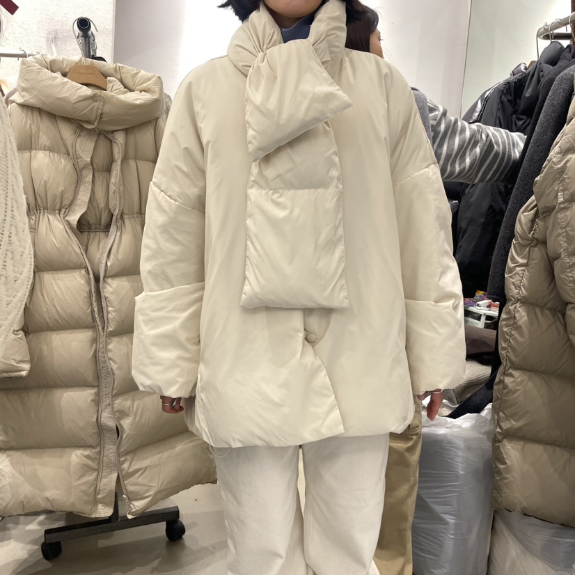 MONDAY TO SUNDAY直郵韓國代購女裝新品真品短款羽絨服含圍巾鴨絨MONDAY TO SUNDAY短款羽絨服圖色1