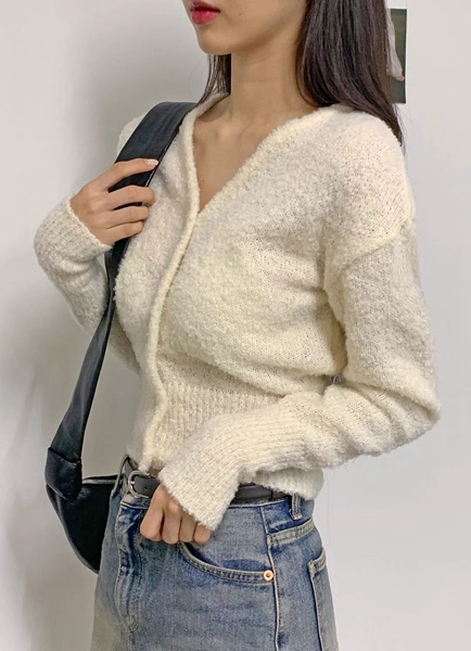 BUBBLE UNDER東大門直郵女裝新品熱賣推薦24秋夏休閑針織衫NOTICE針織衫