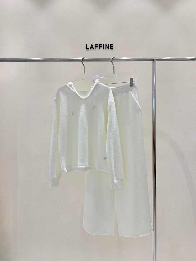 LAFFINE-P韓國直郵東大門實拍女裝新款時尚職業人氣24秋冬套裝LAFFINE-P套裝圖色2