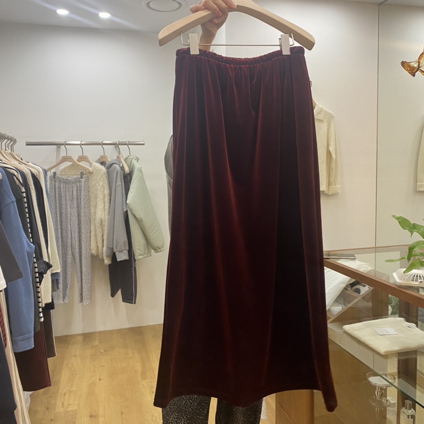 ORDINARYA韓國直郵東大門實拍女裝新品人氣休閑真品長裙長款絨ROESMMOSS長裙