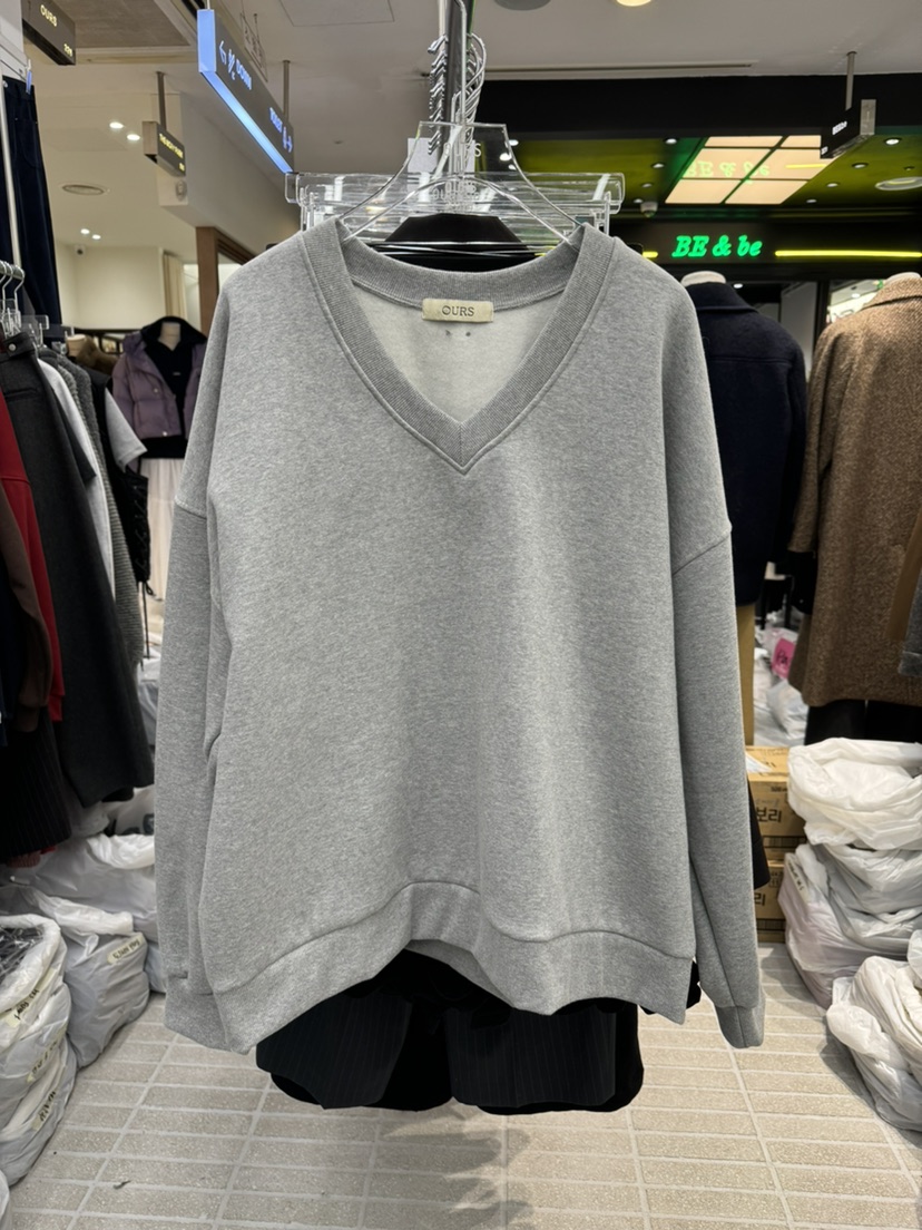 OURS韓國直郵東大門實拍女裝新品職業推薦時尚人氣熱賣衛衣OURS衛衣圖色2