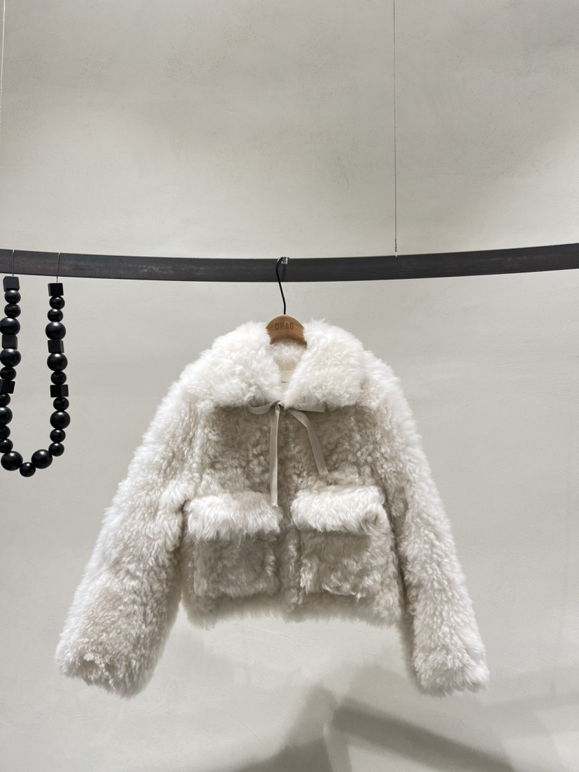 OHAO/HA MONG韓國直郵東大門實拍女裝新品人氣真品短款大衣OHAO/HA MONG短款大衣