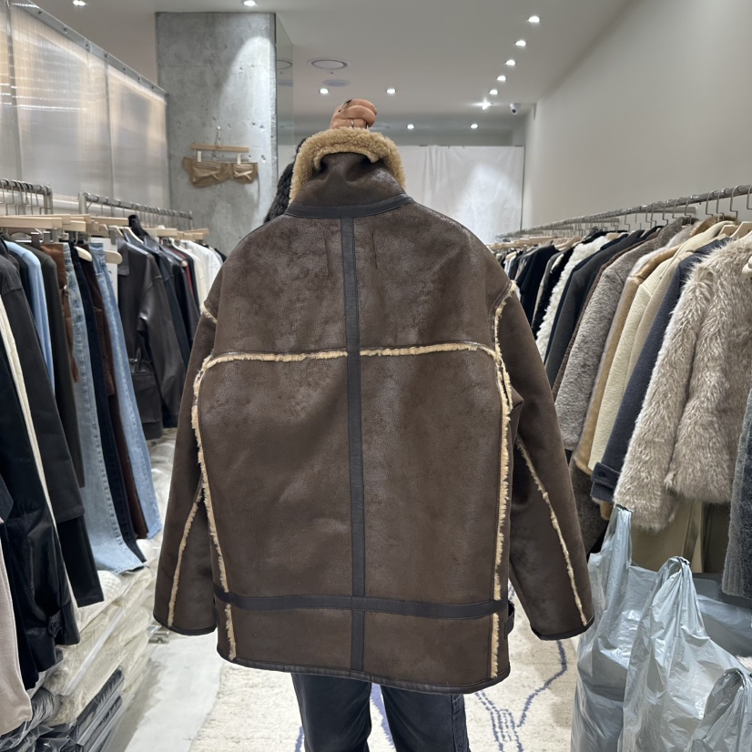 piTa韓國直郵女裝新品真品時尚休閑熱賣人氣職業短款大衣復古THE VERLIN/piTa短款大衣