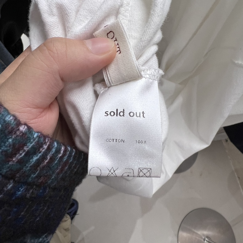 SOLD OUT直郵韓國代購女裝新款休閑熱賣推薦時尚真品長袖T恤SOLD OUT長袖T恤