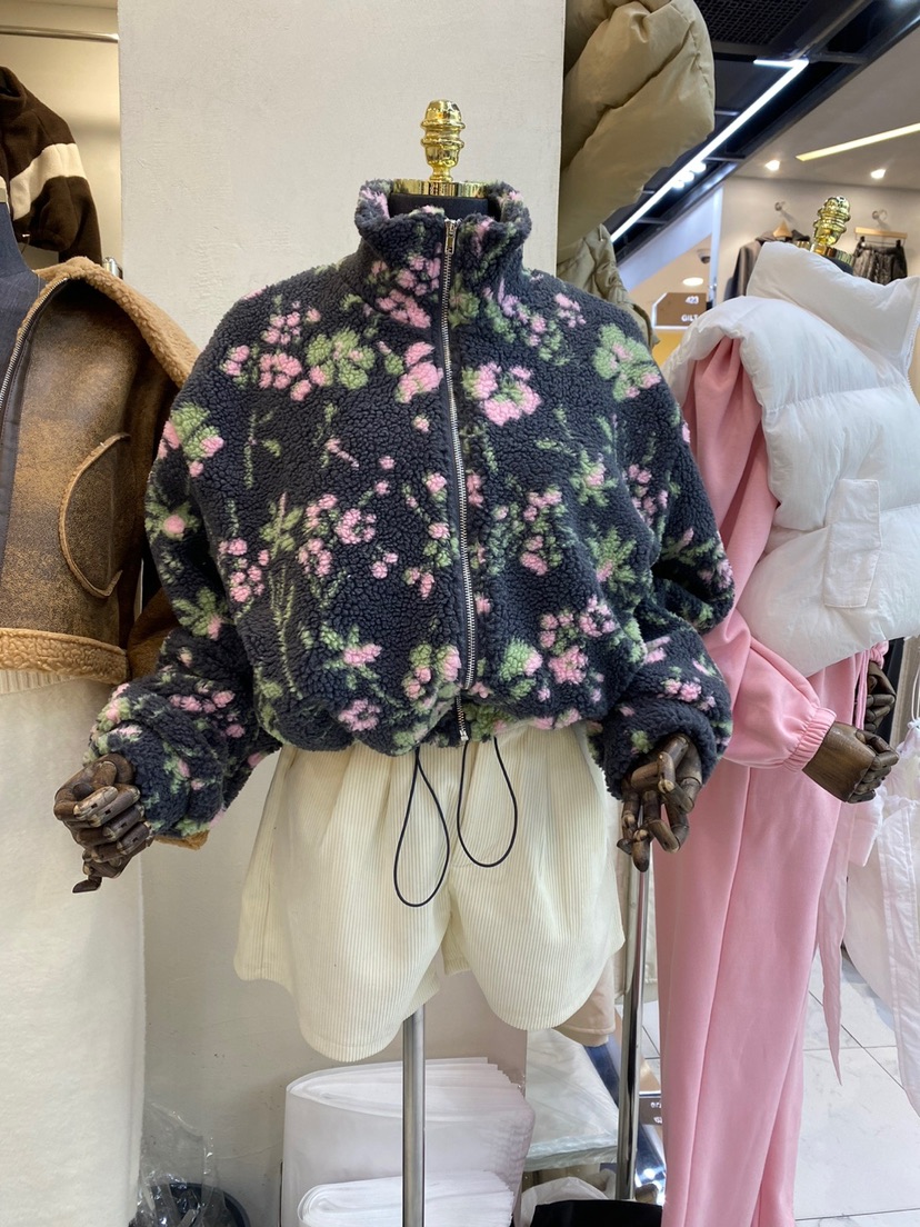 BLACK BIJOU韓國直郵東大門代購女裝新品真品人氣熱賣夾克BLACK BIJOU夾克