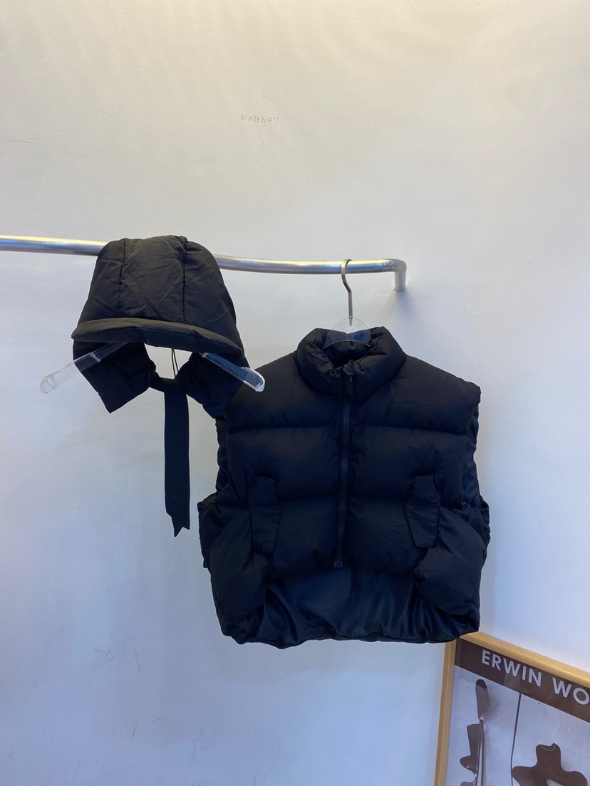 BLACK BIJOU直郵韓國代購女裝新品24秋冬真品時尚套裝連帽BLACK BIJOU套裝圖色2