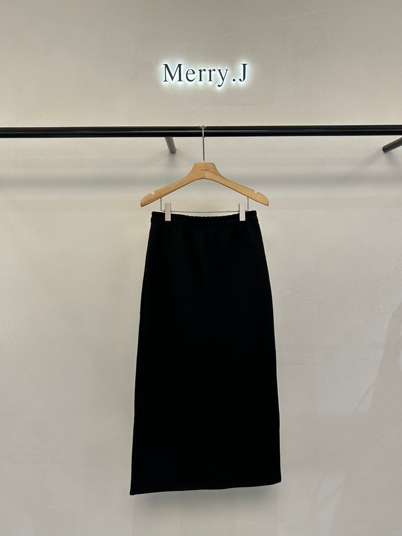 MERRY-J韓國直郵東大門實拍女裝新品時尚真品24秋冬長裙拉絲MERRY-J長裙圖色2