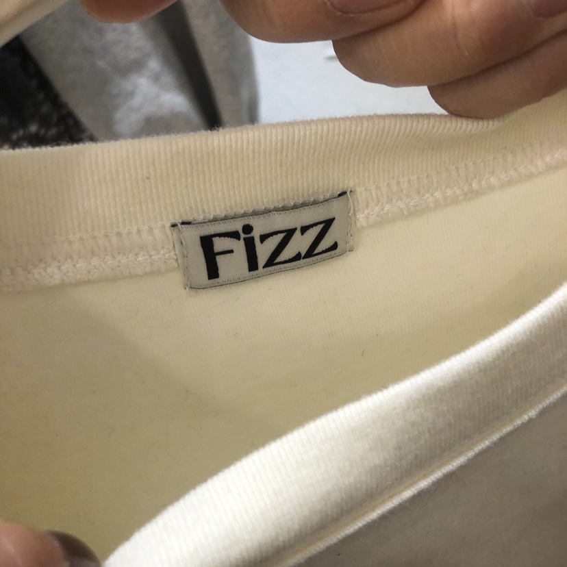 FIZZ韓國直郵東大門代購女裝新款熱賣職業休閑24秋冬衛衣加絨FIZZ衛衣
