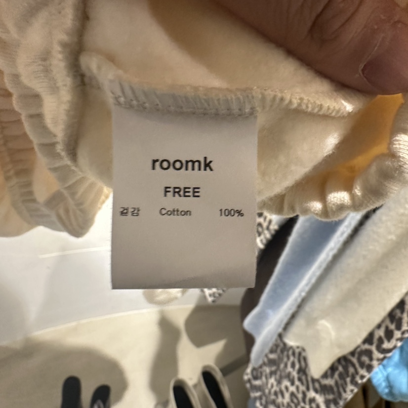 ROOM K韓國直郵東大門代購女裝新品人氣熱賣時尚衛衣加絨綁帶ROOM K衛衣