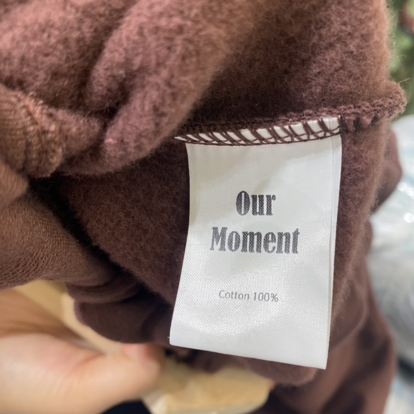 OURMOMENT韓國直郵女裝新品熱賣時尚推薦職業24秋冬真品衛衣OURMOMENT衛衣