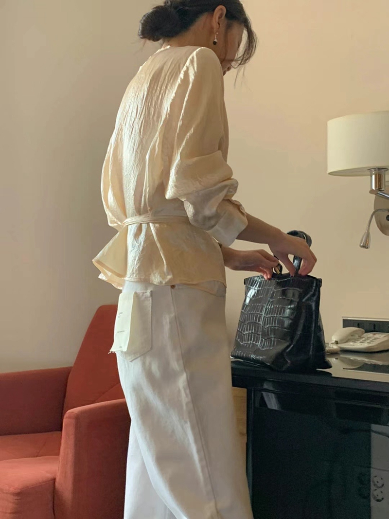 SIGNATURE韓國直郵女裝新款熱賣真品推薦時尚24秋冬襯衫蕾絲衫SIGNATURE襯衫/蕾絲衫
