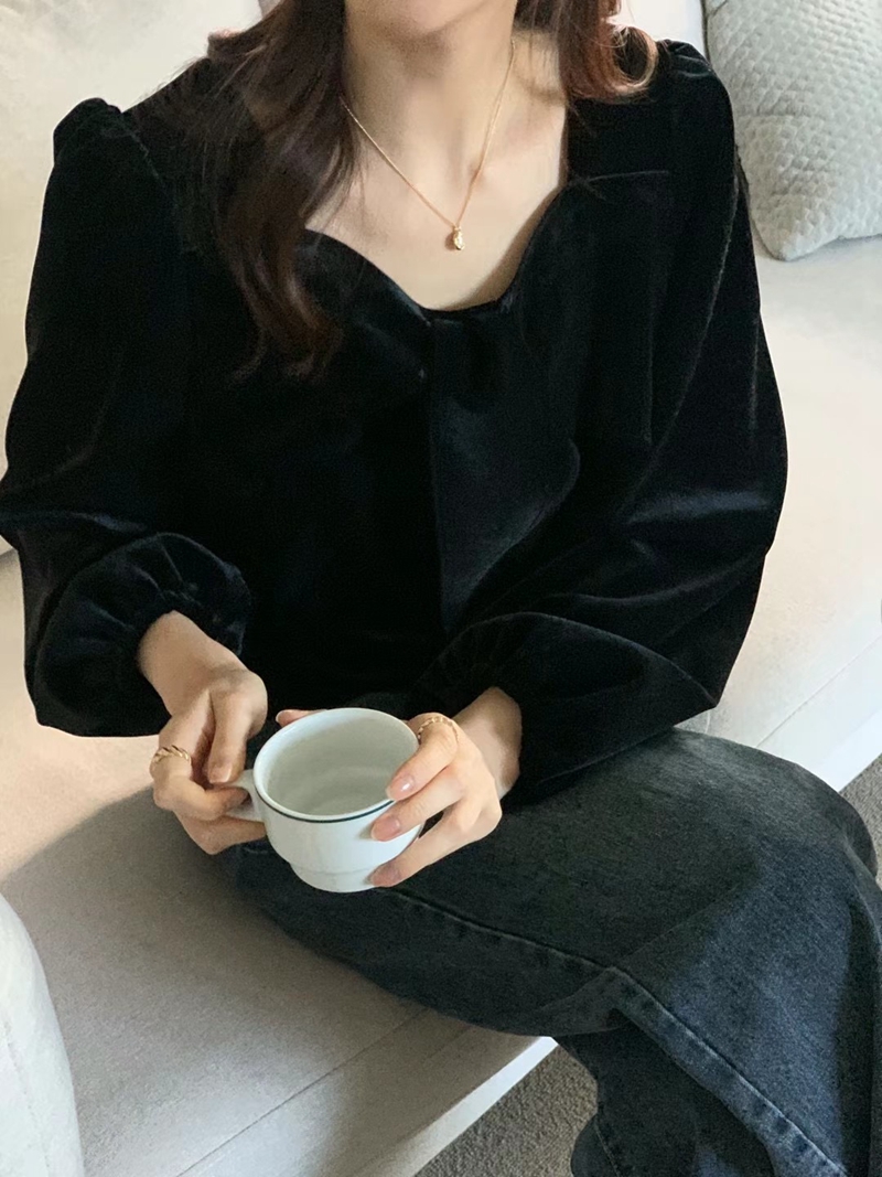 AND韓國直郵東大門實拍女裝新品真品24秋冬襯衫蕾絲衫天鵝絨空空襯衫/蕾絲衫
