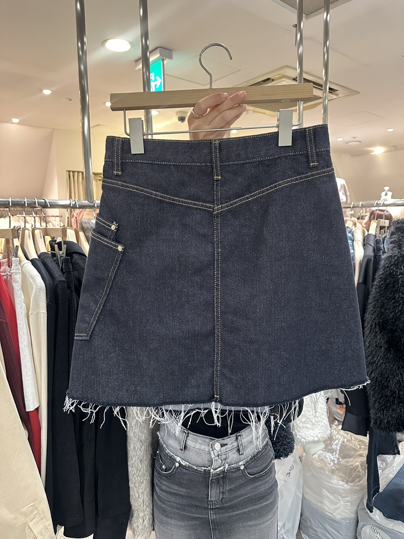 INSSENSE-A韓國直郵女裝新品休閑推薦人氣時尚職業24秋夏短裙INSSENSE-A短裙