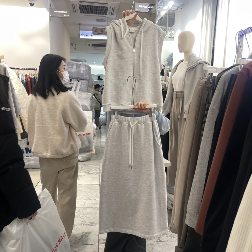 URBANE cloth韓國直郵女裝新款休閑熱賣真品職業推薦馬甲連帽URBANE cloth馬甲