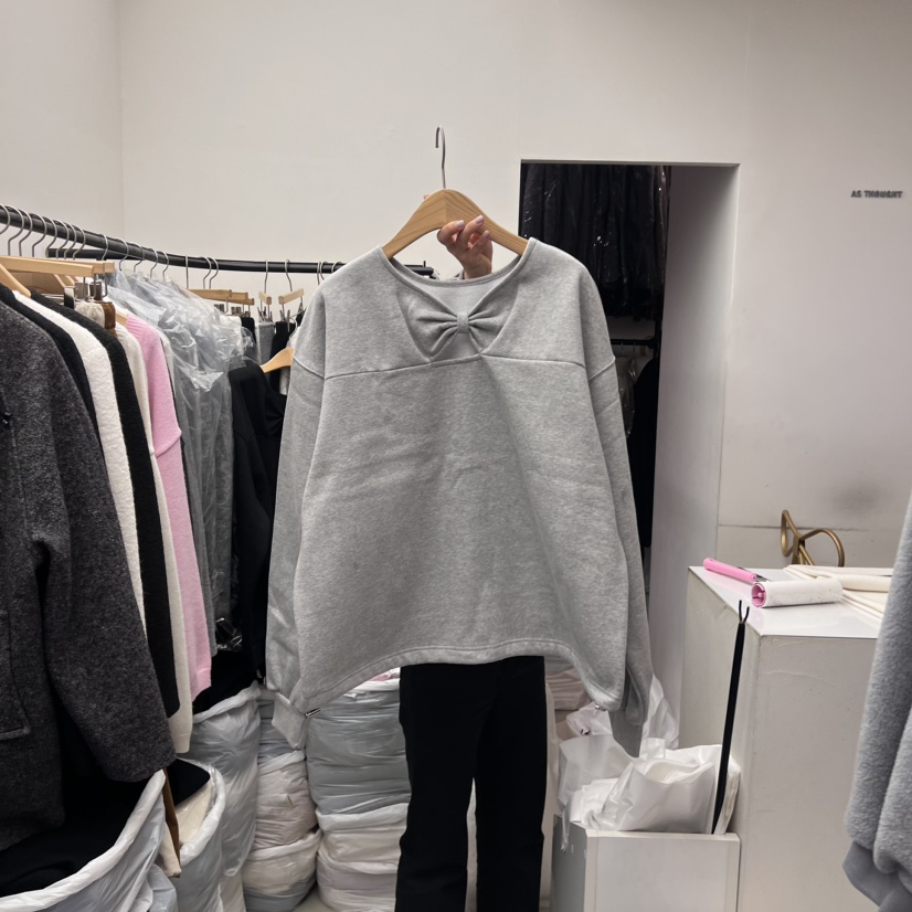 AS THOUGHT韓國直郵東大門代購女裝新品熱賣職業真品衛衣加絨AS THOUGHT衛衣圖色2