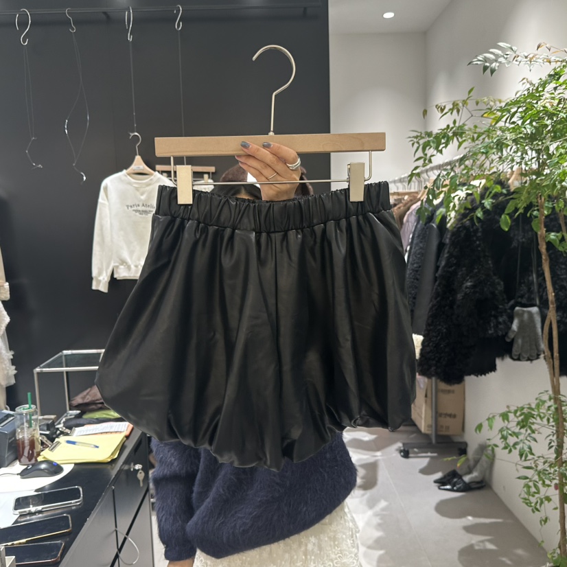 101SHOWROOM/AYCE韓國直郵女士新款職業熱賣休閑人氣短裙皮革101SHOWROOM/AYCE短裙