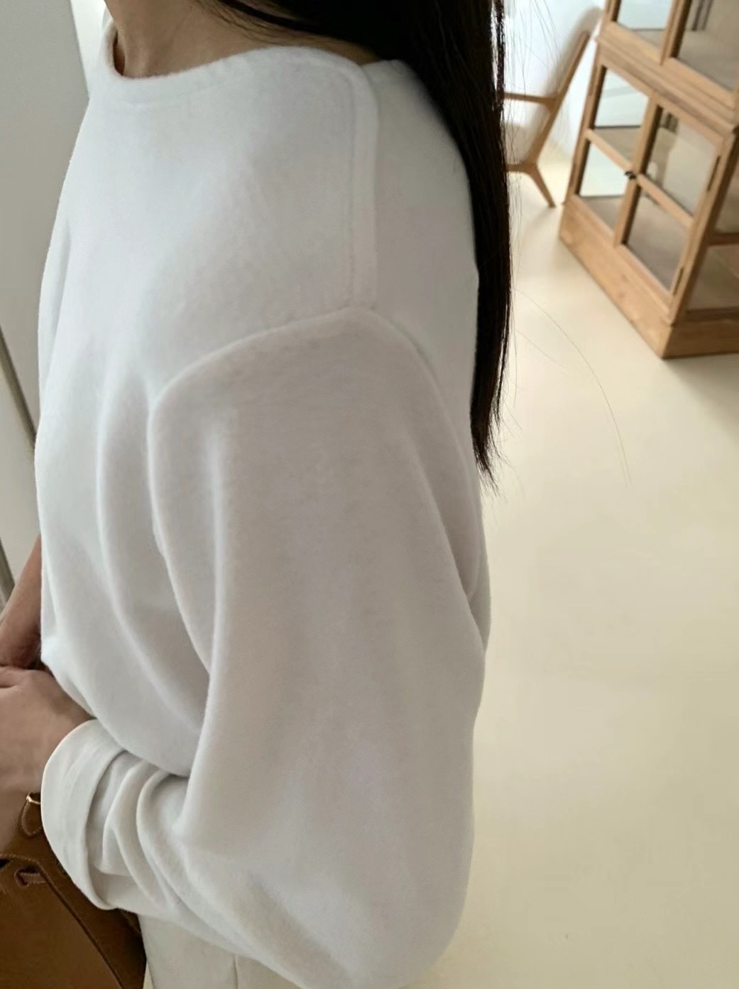 LUCKY ROOM韓國直郵女裝新款職業人氣推薦24秋冬時尚長袖T恤LUCKY ROOM長袖T恤