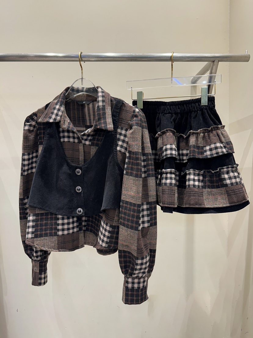81 MARKET-L直郵韓國代購女裝新款時尚休閑真品職業推薦短裙81 MARKET-L短裙