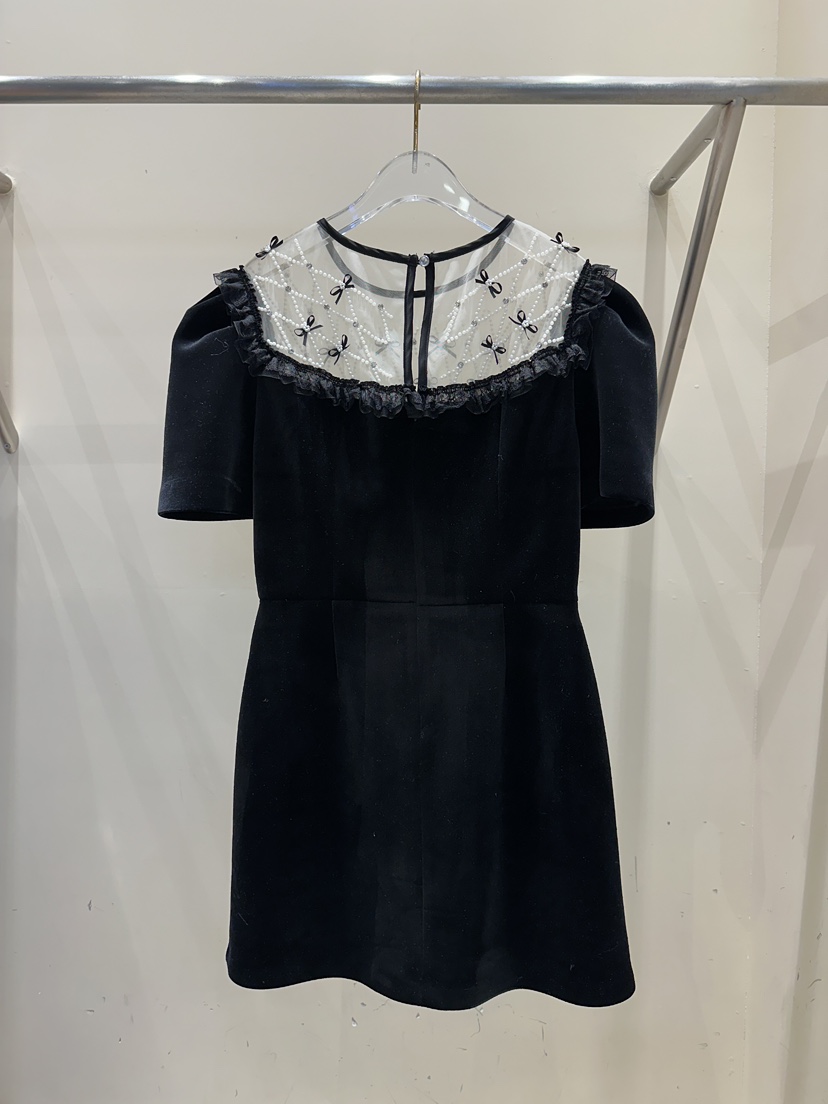 81 MARKET-L韓國直郵東大門代購女裝新品24秋冬熱賣連衣裙81 MARKET-L連衣裙