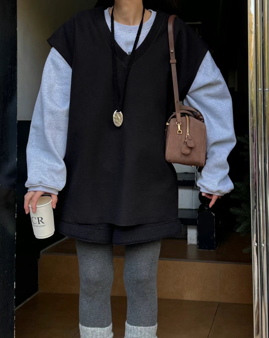 GLOSSY東大門代購女士新款24秋夏休閑推薦真品時尚吊帶背心GLOSSY吊帶/背心圖色1