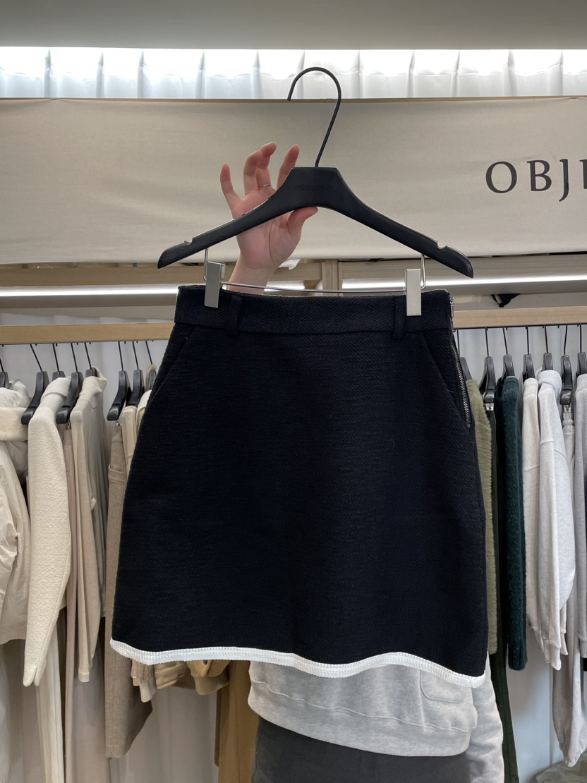 love us u/OBJET韓國直郵女士新品24秋夏推薦時尚短裙花呢love us u/OBJET短裙圖色1