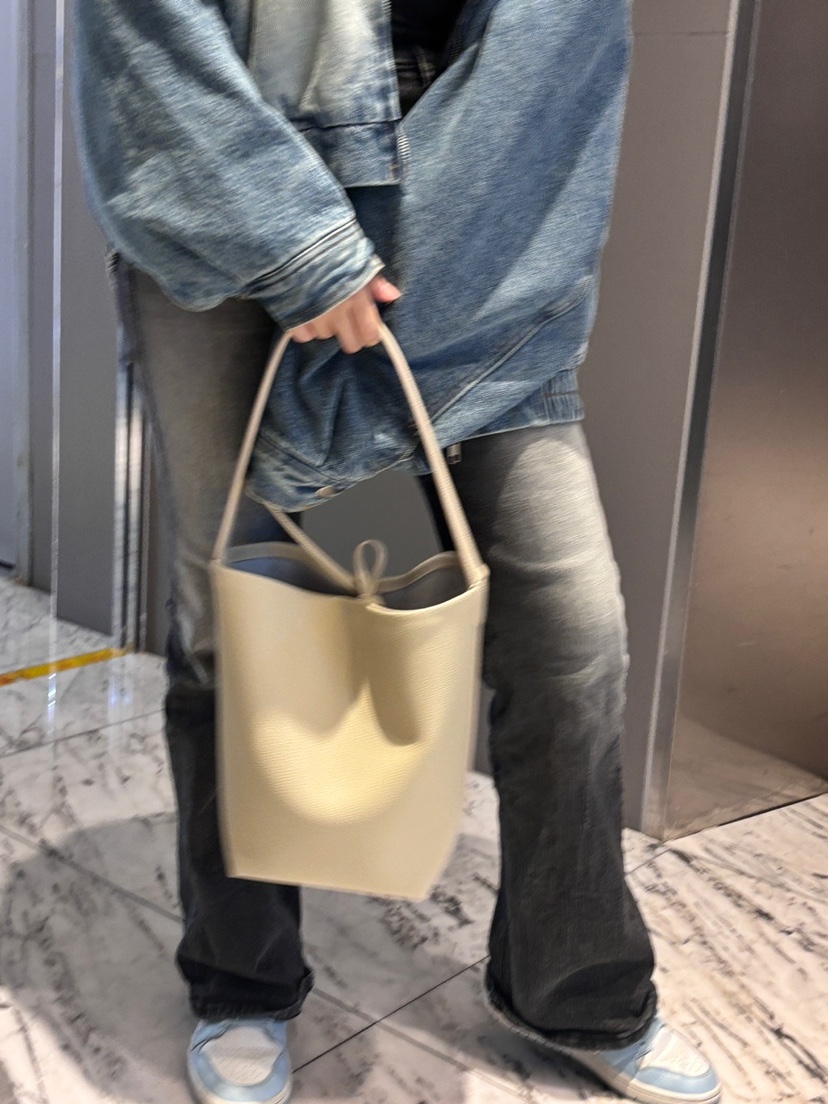 LEJUNEV-P東大門代購女士新款時尚職業真品推薦熱賣手提包LEJUNEV-P手提包