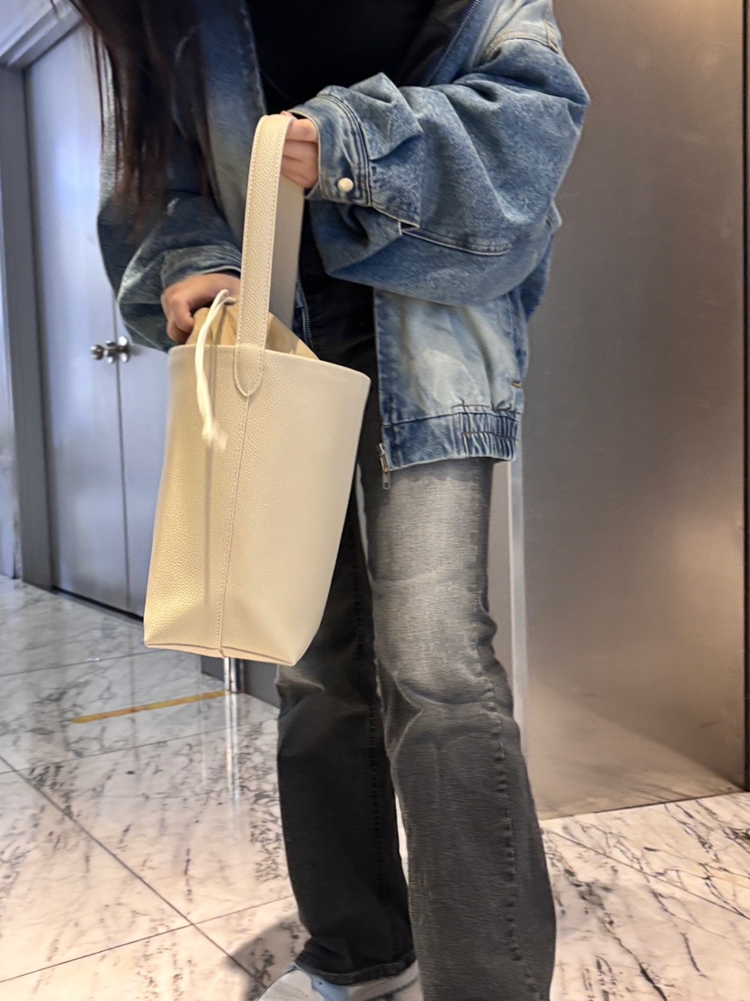 LEJUNEV-P東大門代購女士新款時尚職業真品推薦熱賣手提包LEJUNEV-P手提包