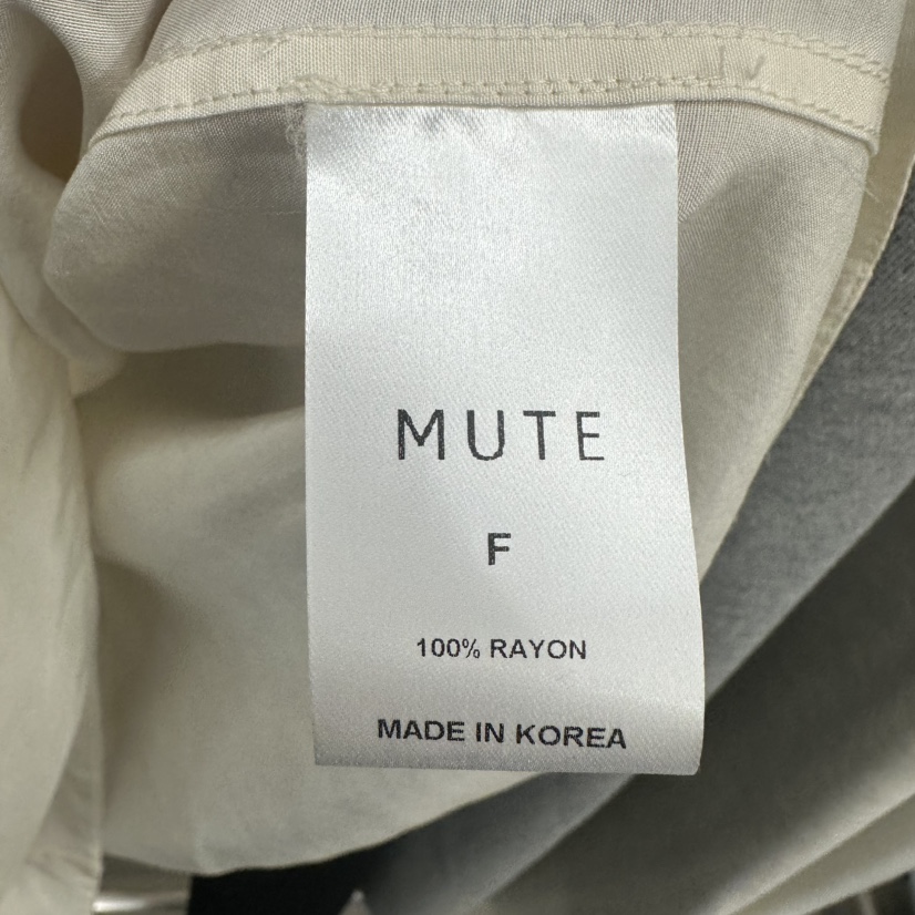 MUTE-P韓國直郵女裝新品真品人氣推薦時尚25春夏襯衫蕾絲衫春款MUTE襯衫/蕾絲衫