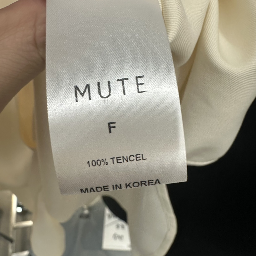 MUTE-P韓國直郵女裝新款25春夏人氣真品時尚襯衫蕾絲衫春款MUTE襯衫/蕾絲衫