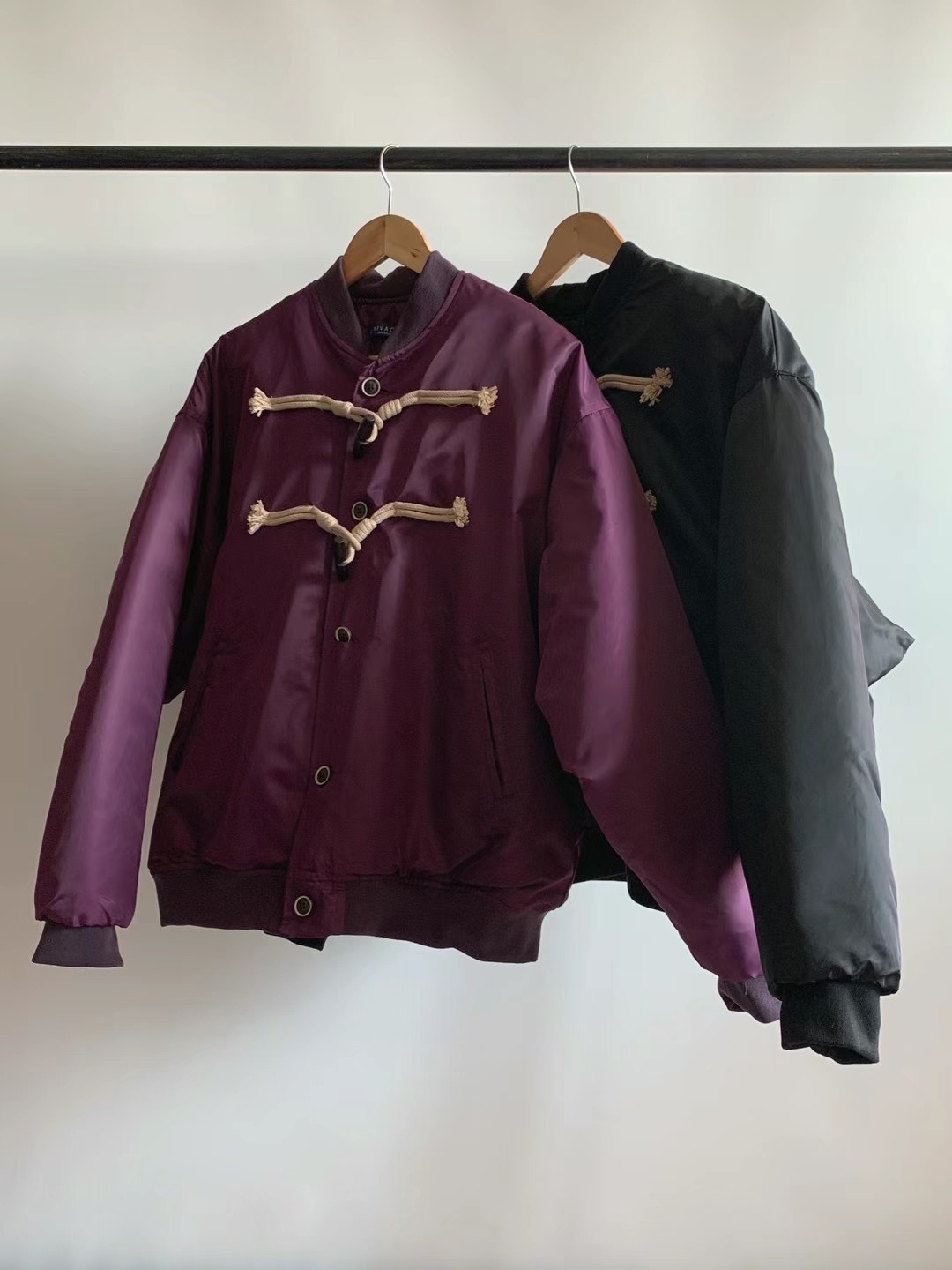 VIVACITY韓國直郵東大門實拍女裝新品熱賣推薦人氣夾克填充VIVACITY夾克圖色2左二色